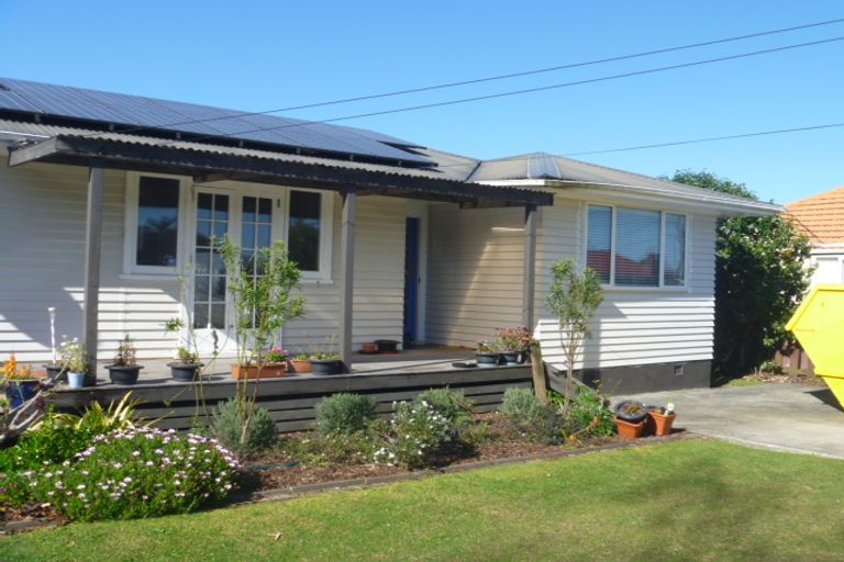 Photo of property in 8 Elizabeth Street, Papakura, 2110