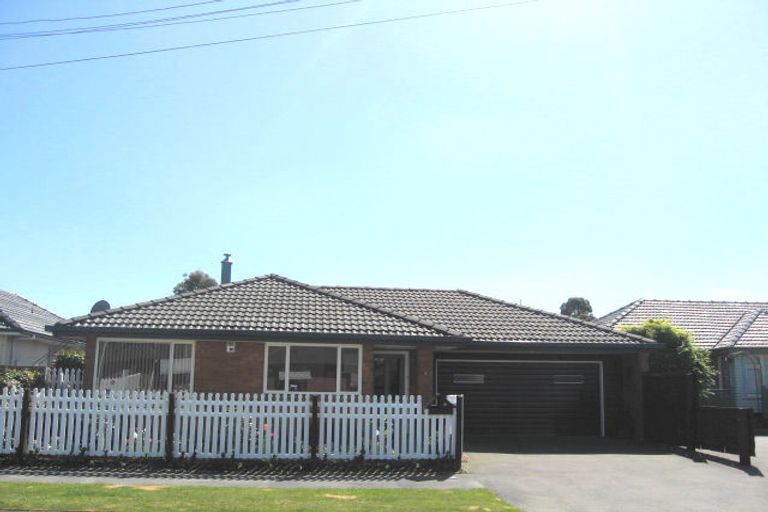 Photo of property in 2 Wilton Crescent, Bishopdale, Christchurch, 8053