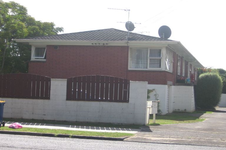 Photo of property in 4/155 Shakespeare Road, Milford, Auckland, 0620