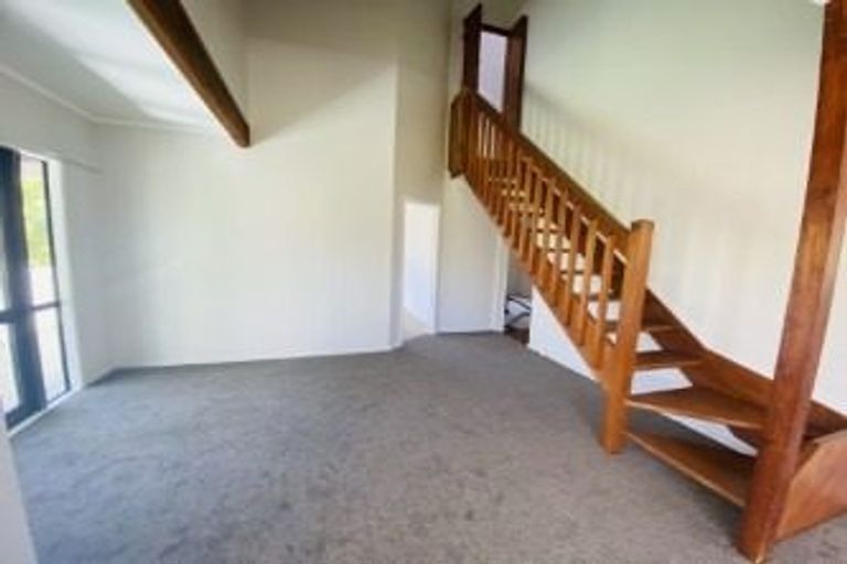 Photo of property in 131 Colwill Road, Massey, Auckland, 0614