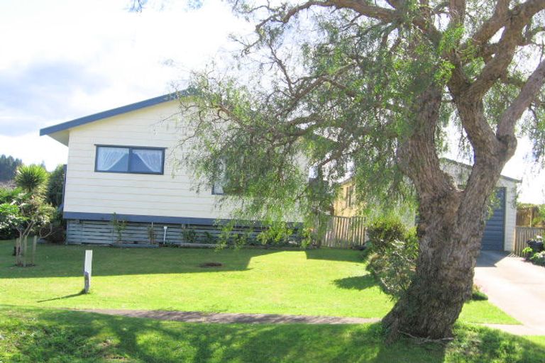 Photo of property in 124 Durrant Drive, Whangamata, 3620