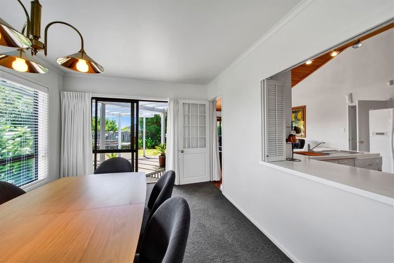 Photo of property in 36 Karina Road, Merrilands, New Plymouth, 4312