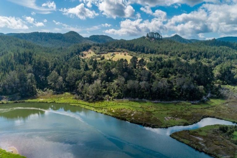 Photo of property in 671 Hikuai Settlement Road, Pauanui, Hikuai, 3579