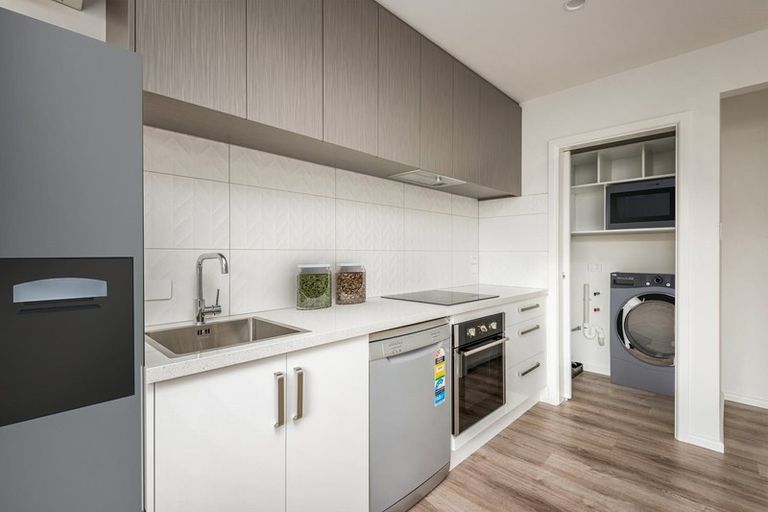 Photo of property in 2/187 Knowles Street, St Albans, Christchurch, 8052