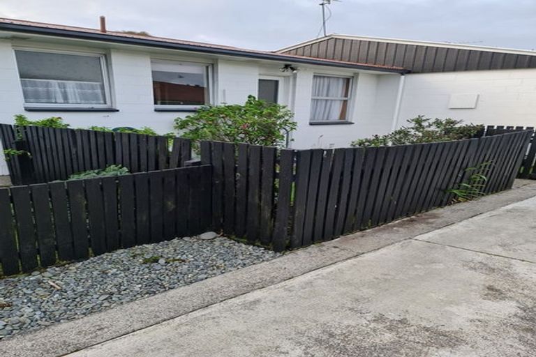 Photo of property in 3/75 Hills Road, Edgeware, Christchurch, 8013