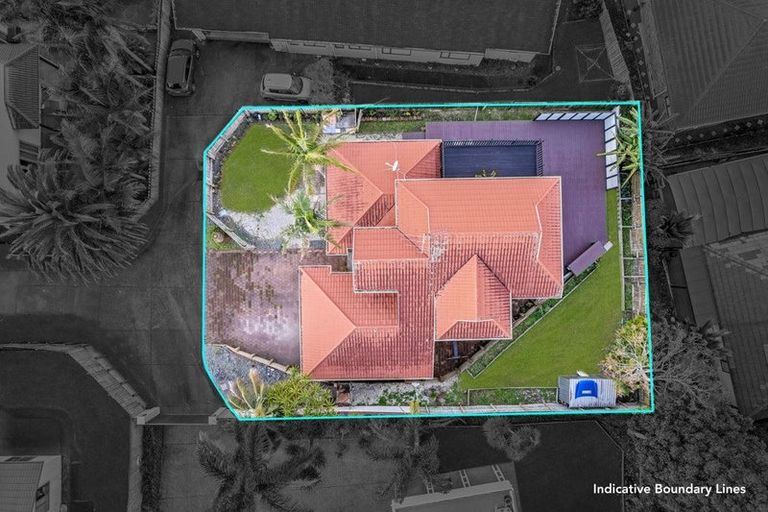 Photo of property in 10 San Fernando Way, Henderson, Auckland, 0612