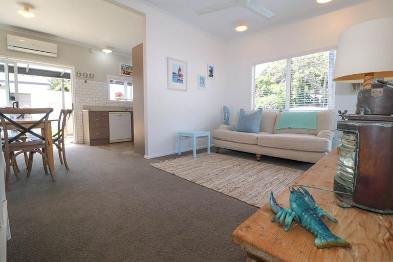 Photo of property in 6 Aputa Avenue, Te Puru, Thames, 3575