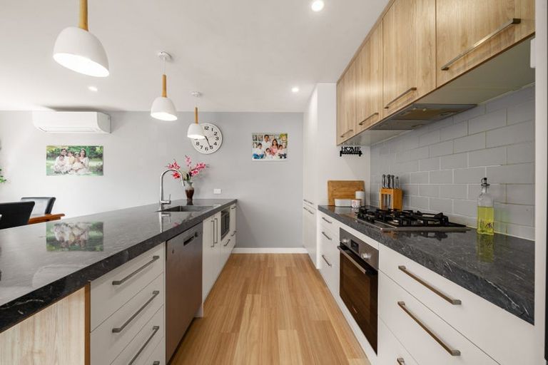 Photo of property in 33a Sheridan Crescent, Trentham, Upper Hutt, 5018