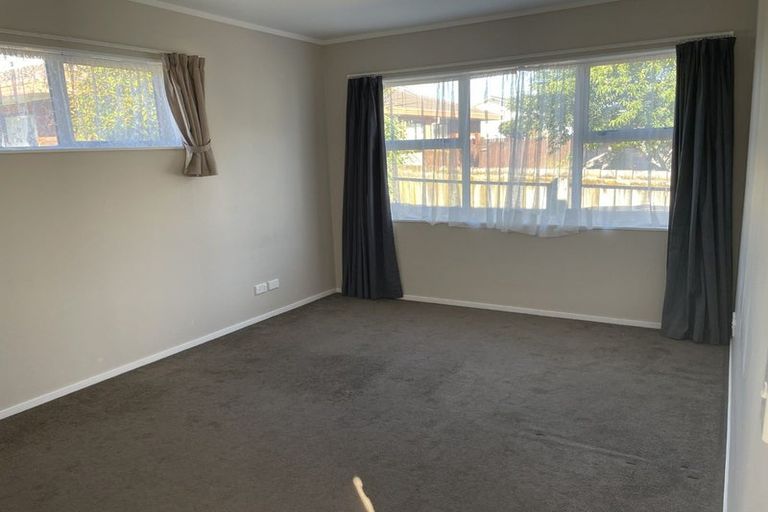 Photo of property in 96 Hutchinsons Road, Bucklands Beach, Auckland, 2014