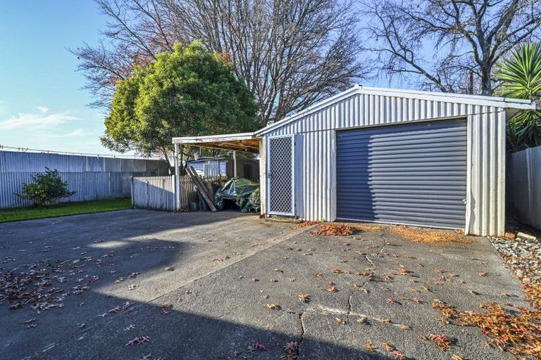 Photo of property in 215 Sunnybank Crescent, Camberley, Hastings, 4120