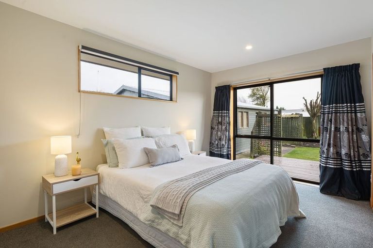 Photo of property in 81 Vivian Street, Burwood, Christchurch, 8083