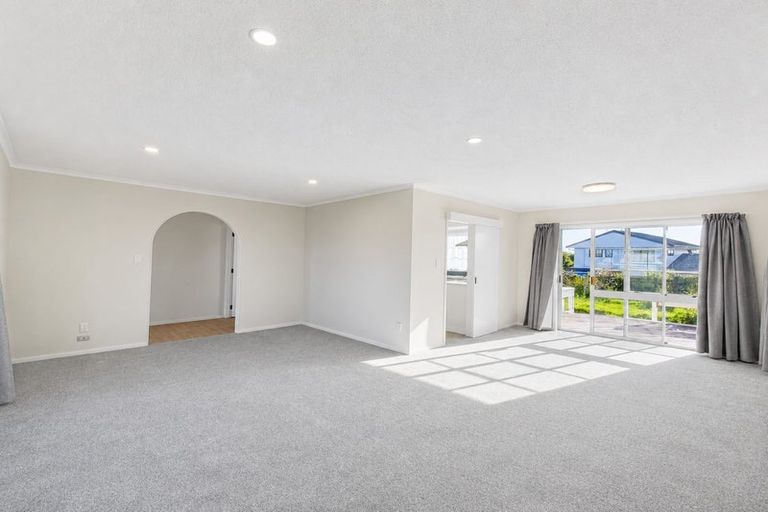 Photo of property in 139 Whitford Road, Somerville, Auckland, 2014