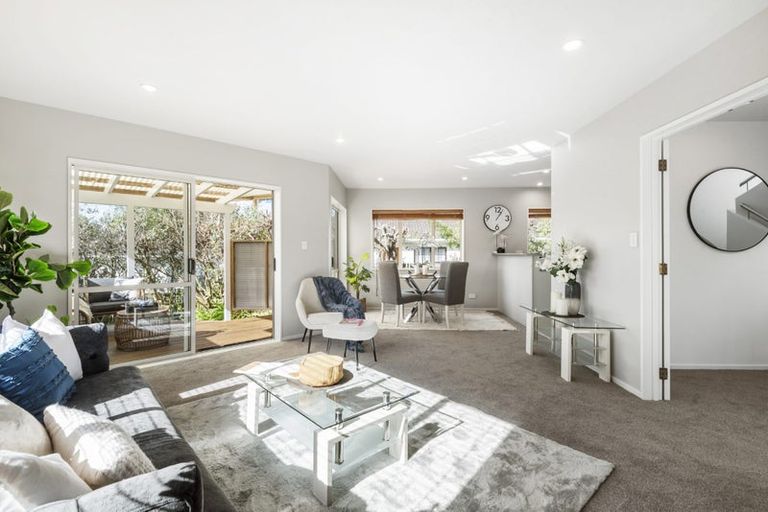 Photo of property in 1/137 Nile Road, Milford, Auckland, 0620