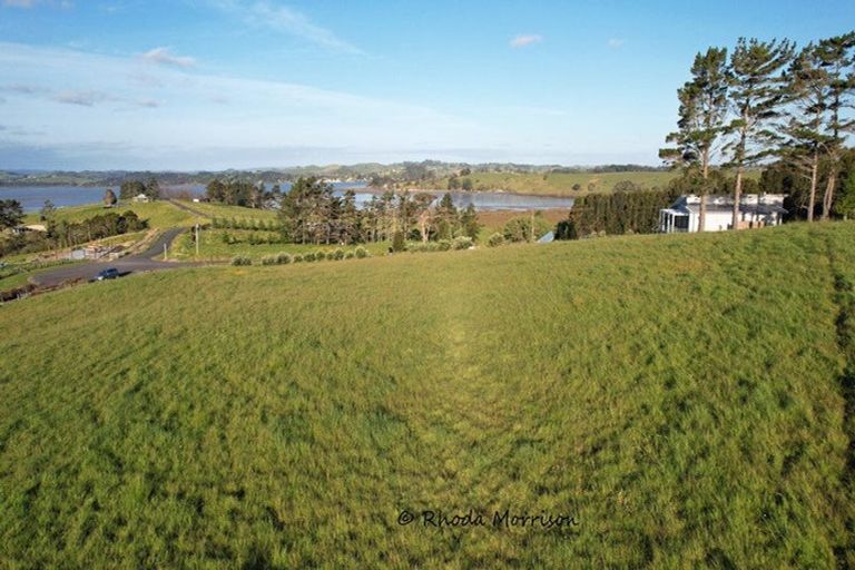 Photo of property in 33 Manurere Rise, Tinopai, 0593