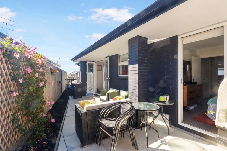 Photo of property in 14 Toi Place, Papamoa, 3118