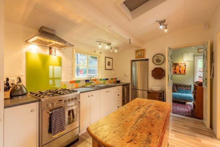 Photo of property in 41 Matatua Road, Raumati Beach, Paraparaumu, 5032