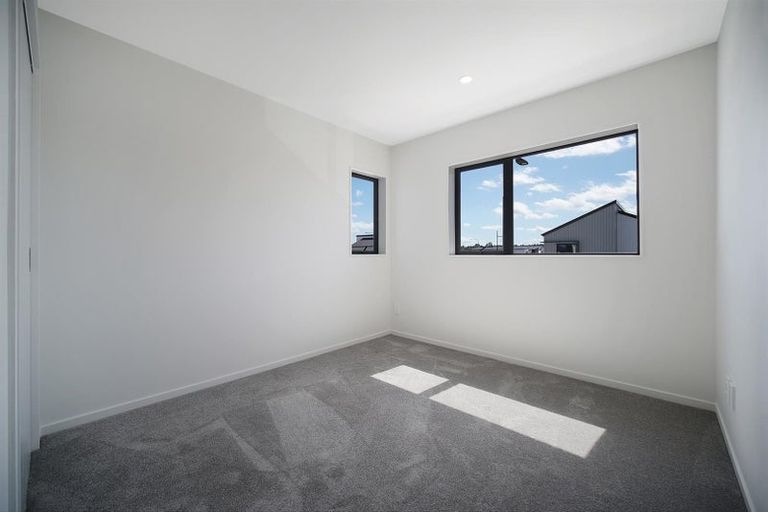Photo of property in 65 Kairakau Street, Papakura, 2110