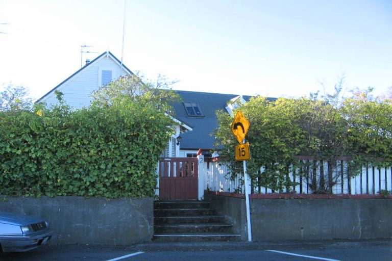 Photo of property in 2 Sealy Road, Bluff Hill, Napier, 4110