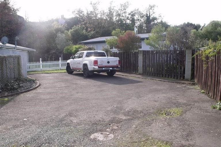 Photo of property in 3/8a Christie Crescent, Havelock North, 4130