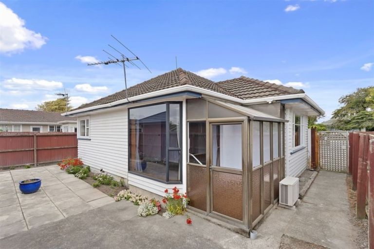 Photo of property in 68 Racecourse Road, Sockburn, Christchurch, 8042