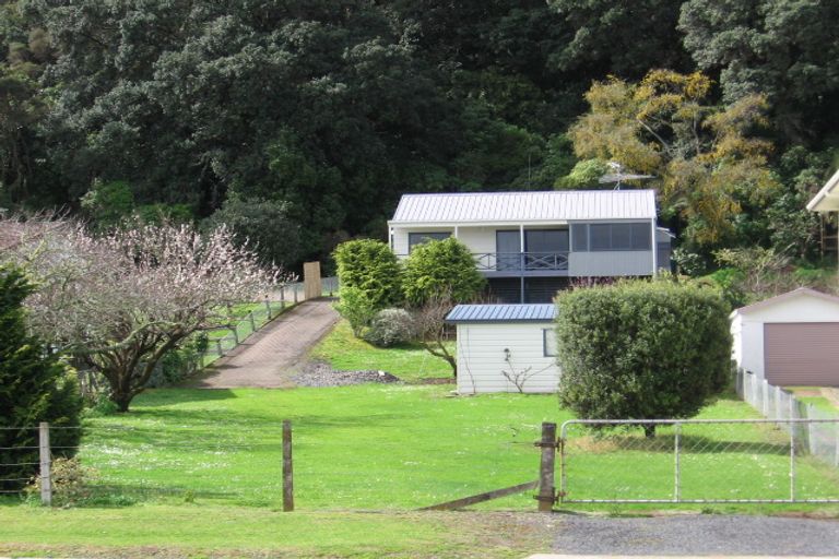 Photo of property in 424 Thames Coast Sh25 Road, Te Puru, Thames, 3575