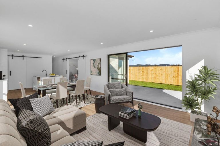 Photo of property in 12 Taurangawaka Road, One Tree Point, 0118