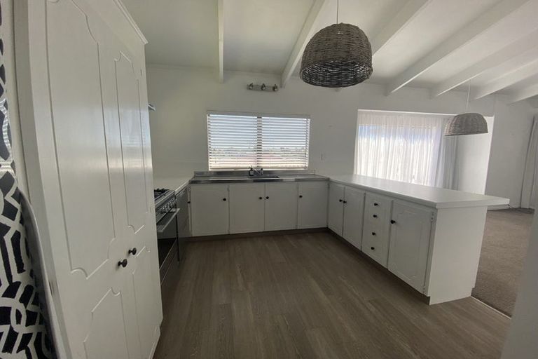 Photo of property in 18 Bellevue Road, Brookfield, Tauranga, 3110