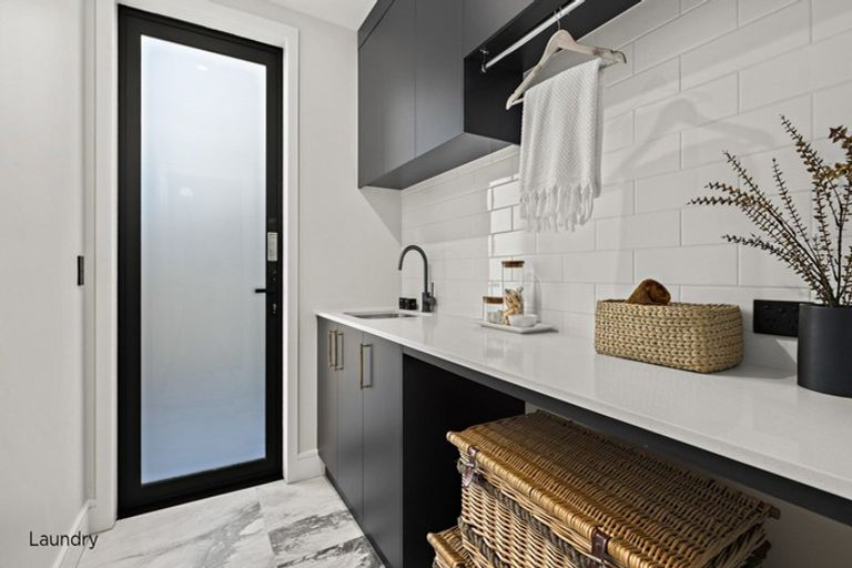 Photo of property in 3 Moya Drive, Matakana, 0985