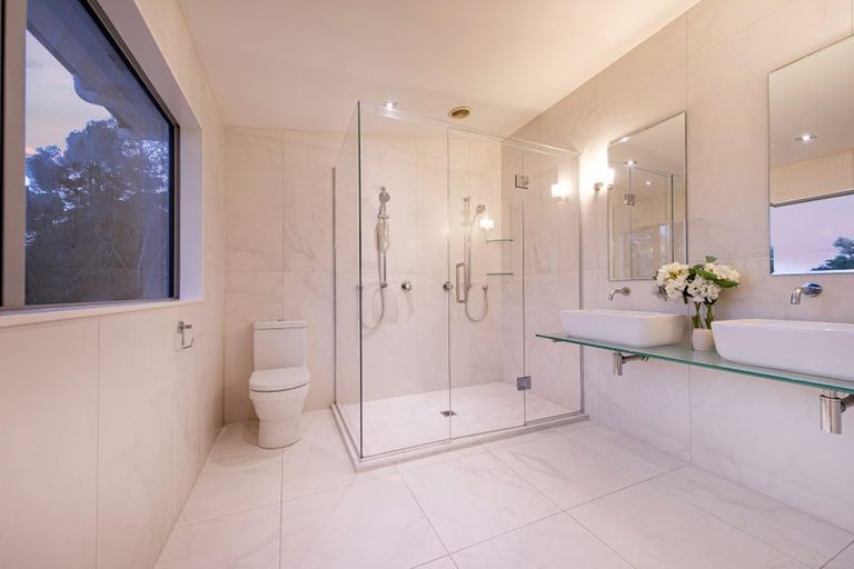 Photo of property in 177a Upper Harbour Drive, Greenhithe, Auckland, 0632