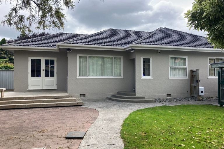 Photo of property in 12 Montgomery Terrace, Hokowhitu, Palmerston North, 4410