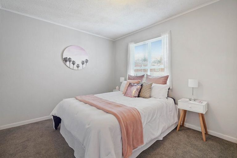 Photo of property in 1/18 Toru Street, Te Atatu Peninsula, Auckland, 0610