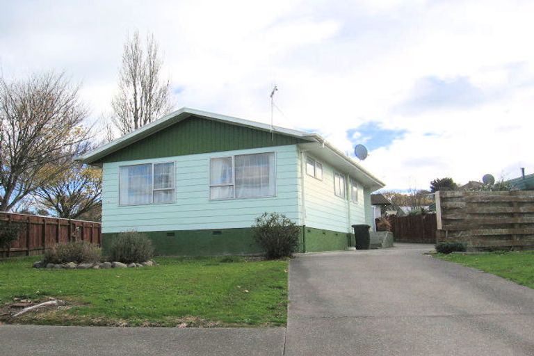 Photo of property in 124 Lethbridge Street, Feilding, 4702