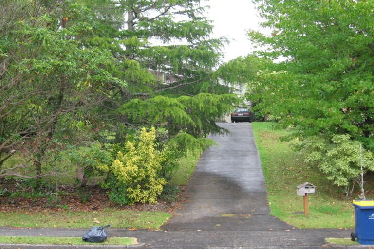 Photo of property in 4 Kotinga Avenue, Glen Eden, Auckland, 0602