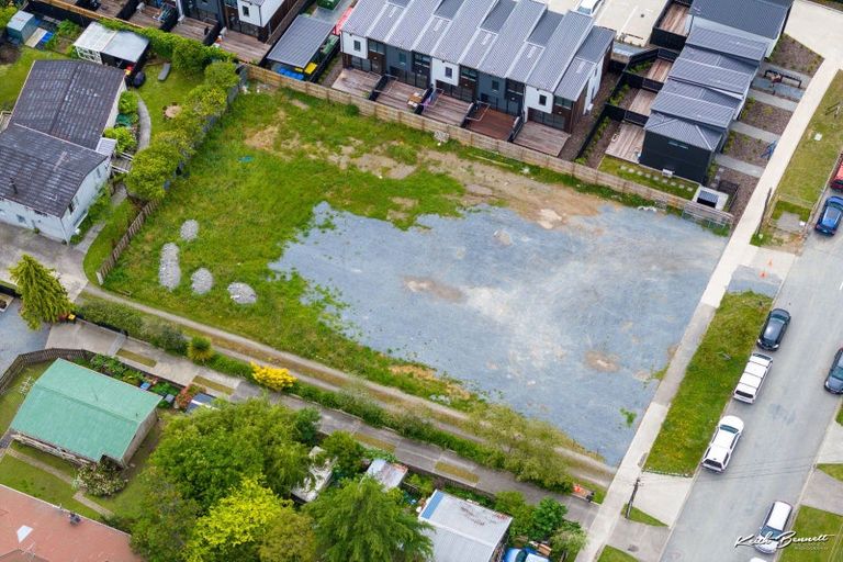 Photo of property in 32 Raukawa Street, Stokes Valley, Lower Hutt, 5019