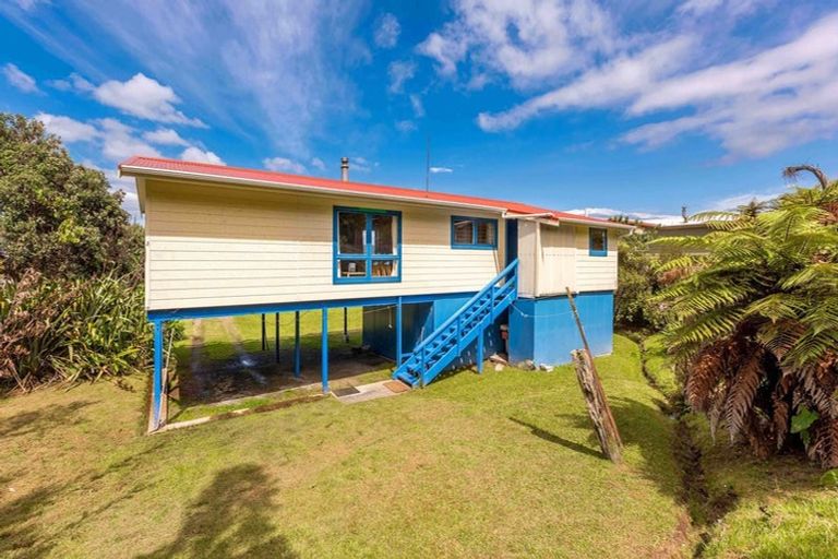 Photo of property in 24 Koutu Beach Road, Opononi, Kaikohe, 0473