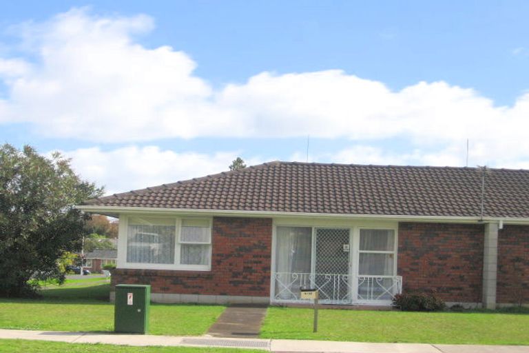 Photo of property in 4/68 Rangitoto Road, Papatoetoe, Auckland, 2025
