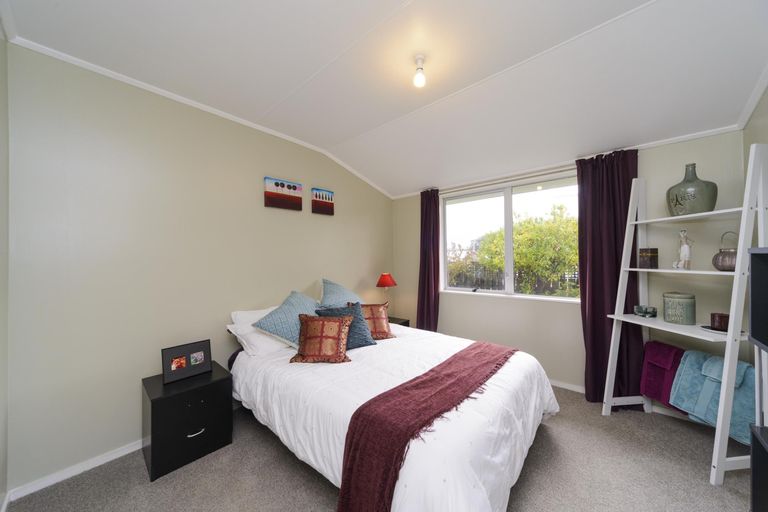 Photo of property in 15a Thomson Street, West End, Palmerston North, 4412