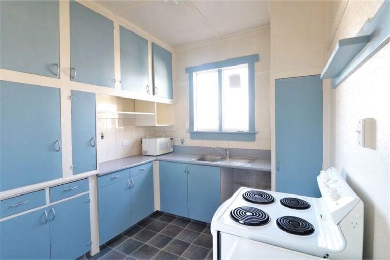 Photo of property in 35 Oxford Street, West End, Timaru, 7910