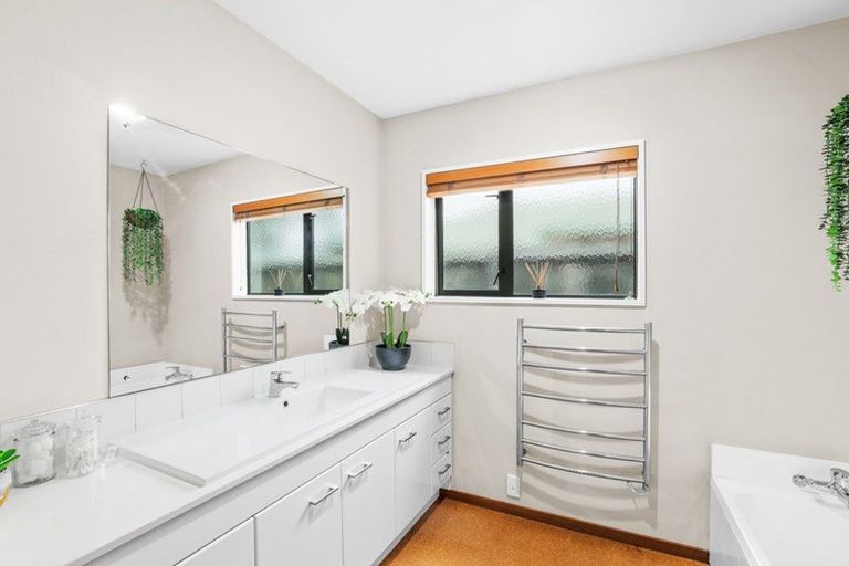 Photo of property in 2/343a Burwood Road, Burwood, Christchurch, 8083