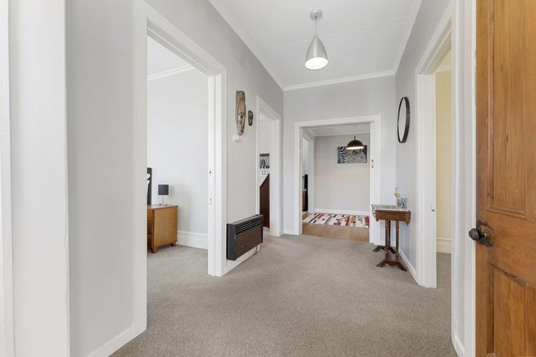 Photo of property in 28 Summerhays Street, Terrace End, Palmerston North, 4410