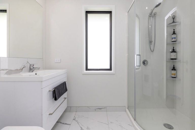 Photo of property in 1 Lemonwood Lane, Kinloch, Taupo, 3377