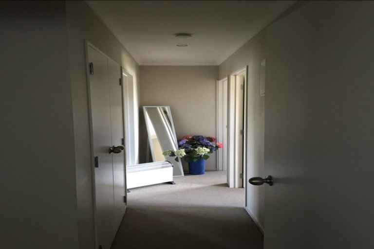 Photo of property in 59a Sungrove Rise, Sunnyvale, Auckland, 0612