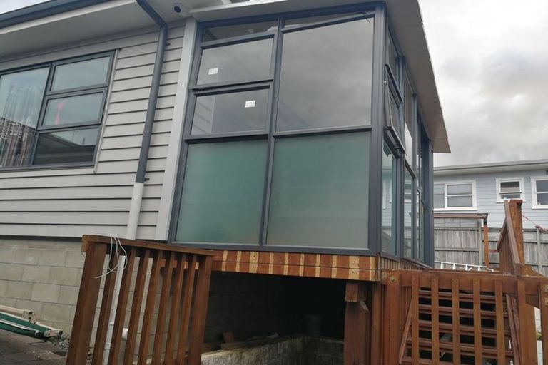 Photo of property in 16 Velma Road, Hillcrest, Auckland, 0627