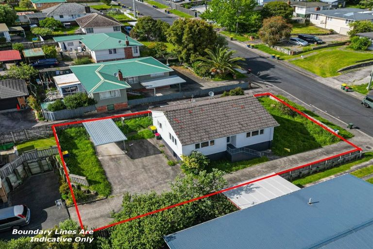Photo of property in 17a Kereru Street, Henderson, Auckland, 0612