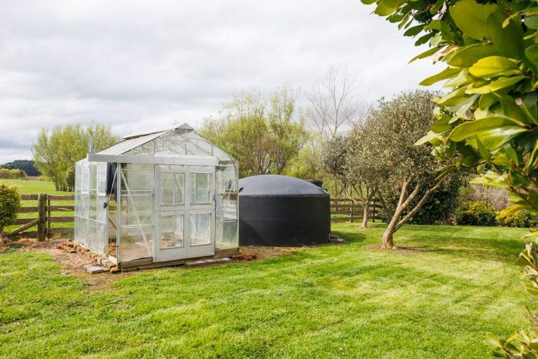 Photo of property in 260 Haynes Line, Beaconsfield, Feilding, 4777