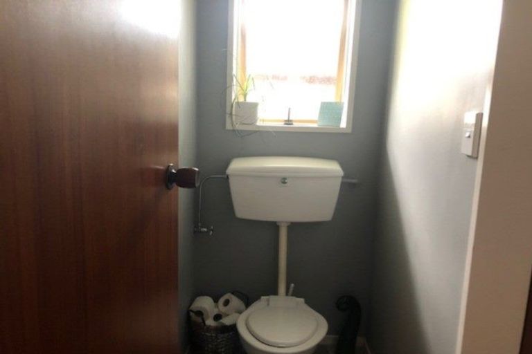 Photo of property in 1 Bale Place, Havelock North, 4130