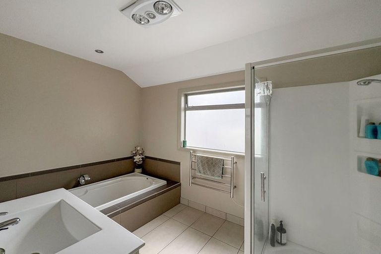 Photo of property in 3 Ripple Lane, Flagstaff, Hamilton, 3210