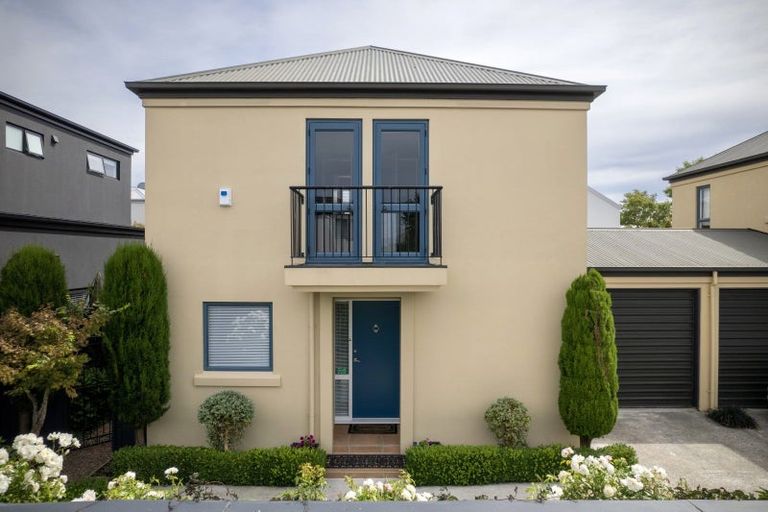 Photo of property in 77 Canon Street, St Albans, Christchurch, 8014