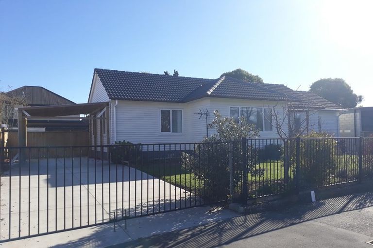 Photo of property in 7 Paeroa Street, Riccarton, Christchurch, 8041