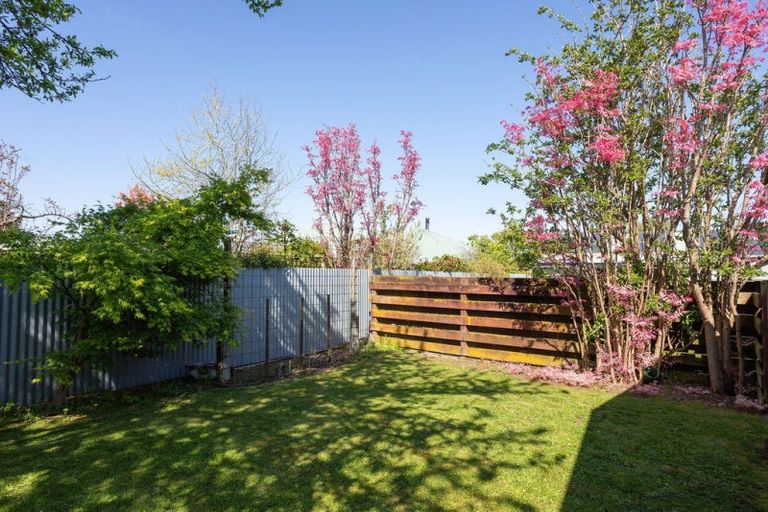 Photo of property in 16 Trafalgar Street, Dannevirke, 4930